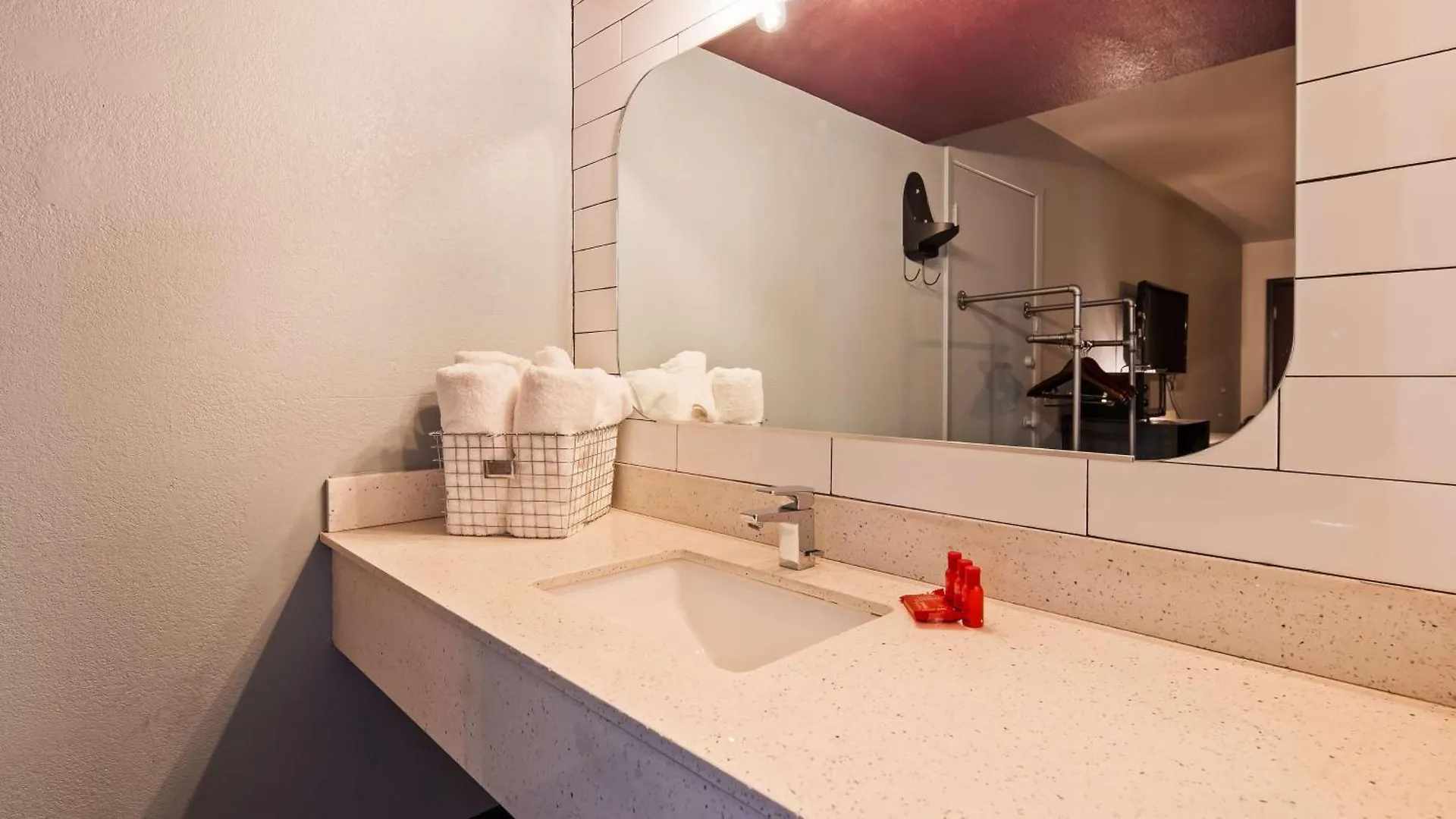 מוטל Downtown Phoenix Hotel