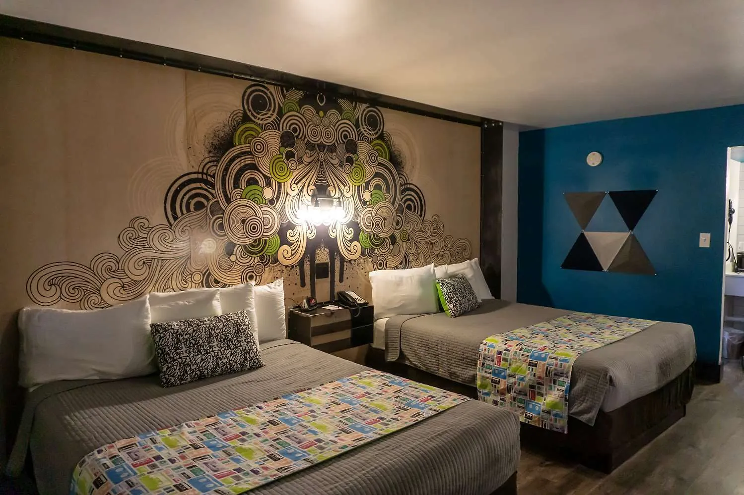 מוטל Downtown Phoenix Hotel