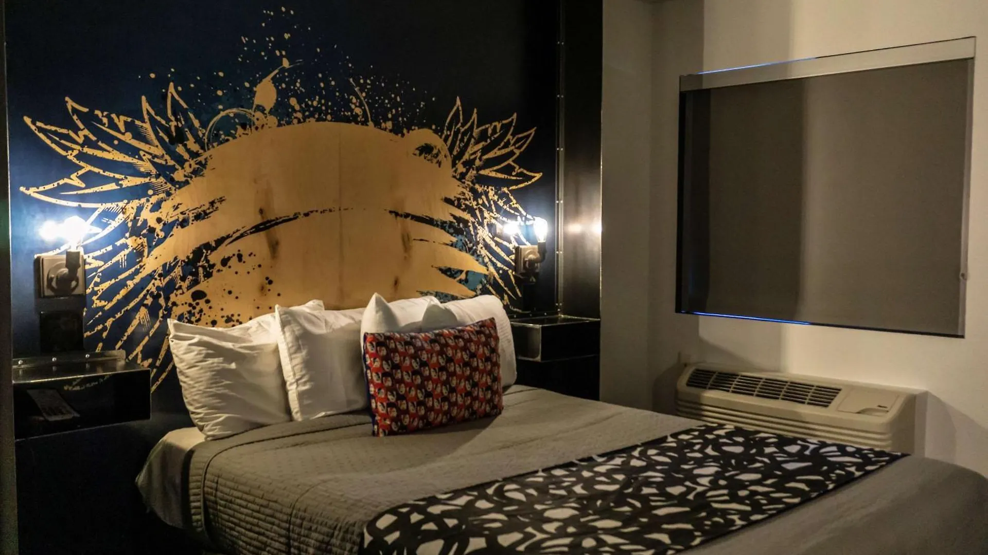 *** Мотель Downtown Phoenix Hotel США