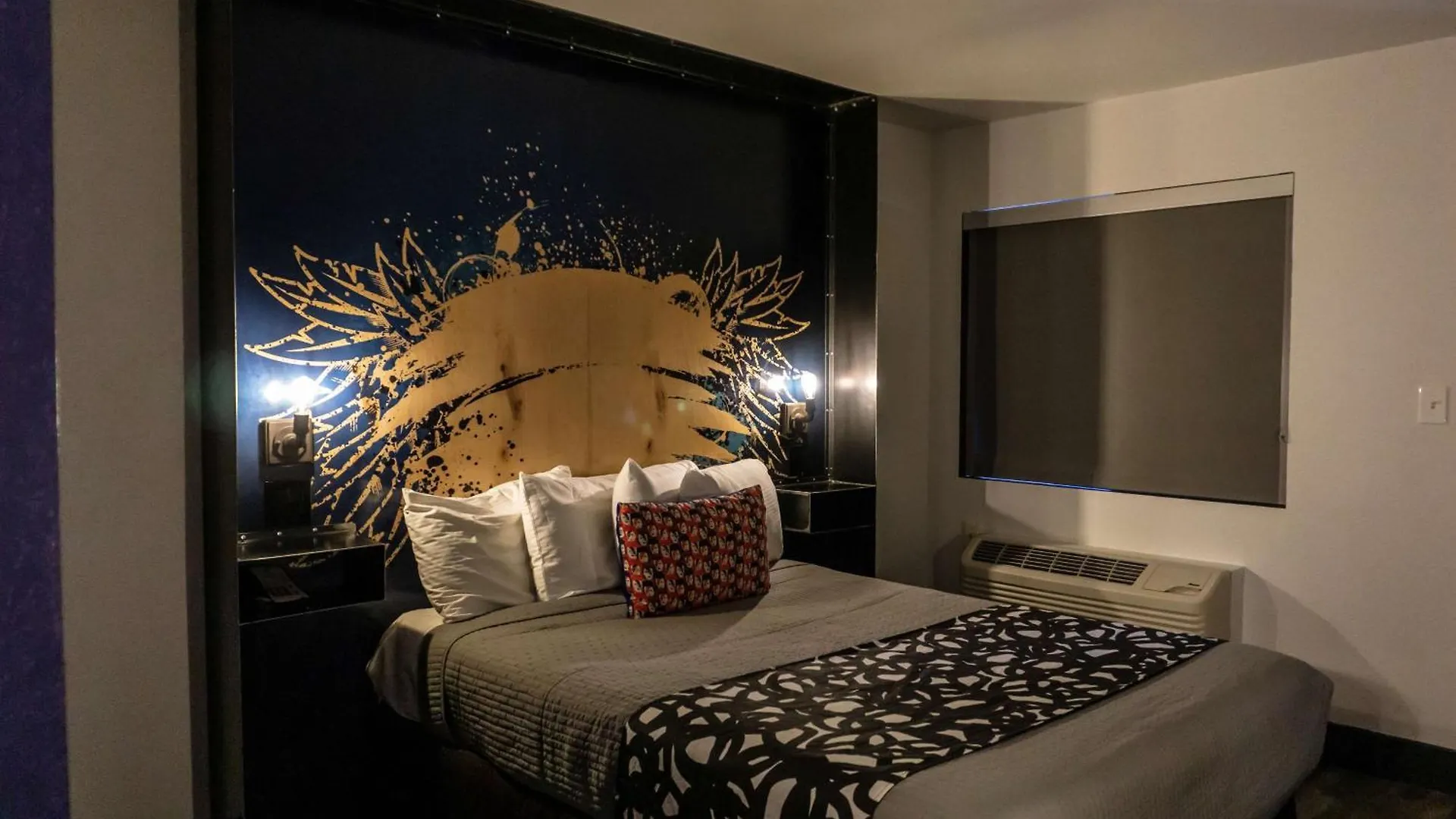 Downtown Phoenix Hotel 3*,
